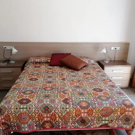 Casa Moderna En Fanzara, Castellon, Pueblo Miau Holiday home Fanzara